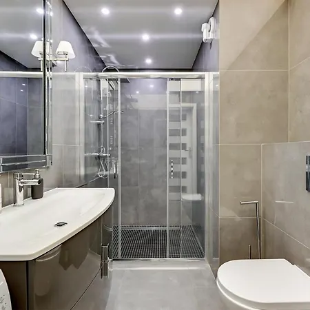 Downtown Stara Winiarnia Apartment